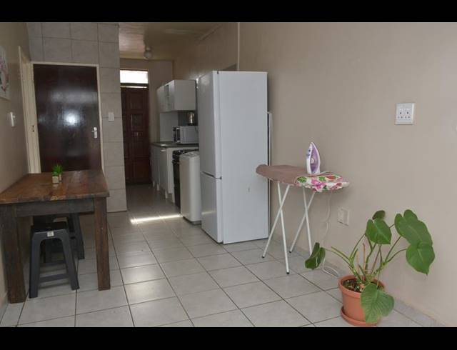 1 BEDROOM PROPERTY TO RENT IN BRAAMFONTEIN